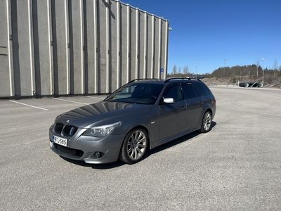 käytetty BMW 525 525 d Farmari (AC) 4ov 2993cm3 A - M-Sport, Panorama