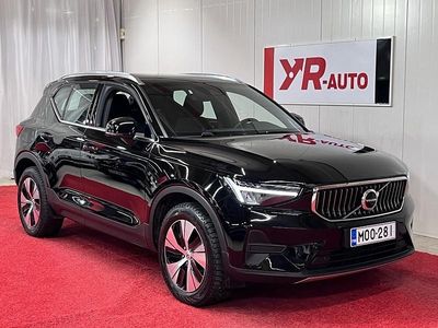 Käytetty Volvo XC40 Core 211 HP (155 kW) 2023 Katumaasturi