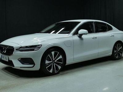 Valkoinen Käytetty 2022 Volvo S60 Inscription Sedan | 38 400 € (Perustarjous)