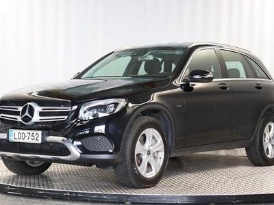 Käytetty Mercedes GLC350 Business 211 HP (155 kW) 2018 Katumaasturi