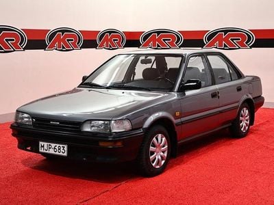 Käytetty Toyota Corolla 1989 Harmaa Sedan