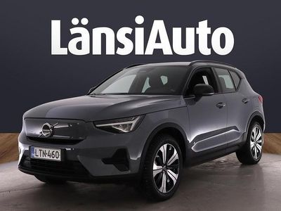 Harmaa Käytetty 2023 Volvo XC40 Katumaasturi | 31 870 € (Perustarjous)