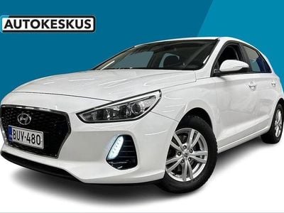 Valkoinen Käytetty 2018 Hyundai i30 Viistoperä | 12 590 € (Perustarjous)