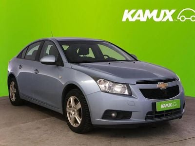 Hopea / harmaa Käytetty 2010 Chevrolet Cruze LS Sedan | 2 000 € (Supertarjous)