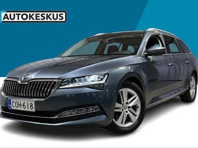Harmaa Käytetty 2020 Skoda Superb Style Farmari | 24 490 € (Perustarjous)