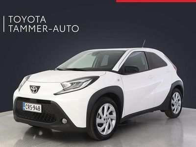 Valkoinen Käytetty 2024 Toyota Aygo X Multidrive S Katumaasturi | 16 480 € (Perustarjous)