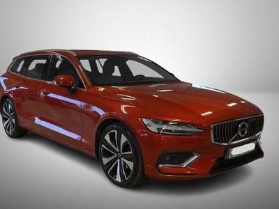 Punainen Käytetty 2019 Volvo V60 Comfort Farmari | 26 900 € (Kallis)