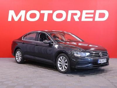Käytetty VW Passat Style 150 HP (110 kW) 2020 Sedan