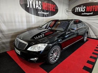 Käytetty Mercedes S500 388 HP (285 kW) 2005 Sedan