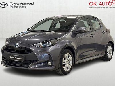 Harmaa Käytetty 2024 Toyota Yaris Active Viistoperä | 22 990 € (Hieman kallis)