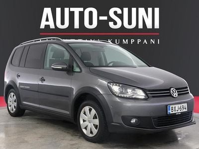 Käytetty VW Touran Cross 140 HP (102 kW) 2011 Tila-auto