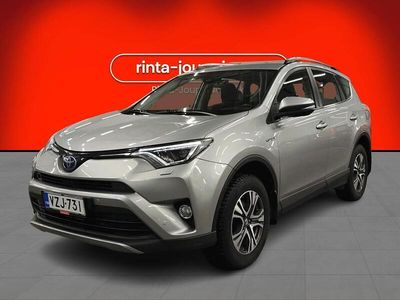Hopea Käytetty 2017 Toyota RAV4 Hybrid Active Katumaasturi | 23 890 € (Perustarjous)