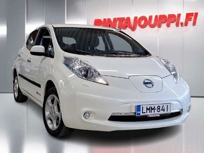 käytetty Nissan Leaf Acenta Solar 6,6 kW charger - 3kk lyhennysvapaa