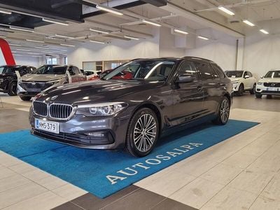 Musta Käytetty 2019 BMW 520 Sport Line Farmari | 32 900 €