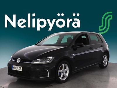 Käytetty VW Golf VII GTE 204 HP (150 kW) 2017 Musta Viistoperä