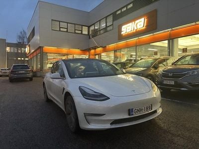 Käytetty 2019 Tesla Model 3 Standard Range Sedan | 23 900 € (Perustarjous)