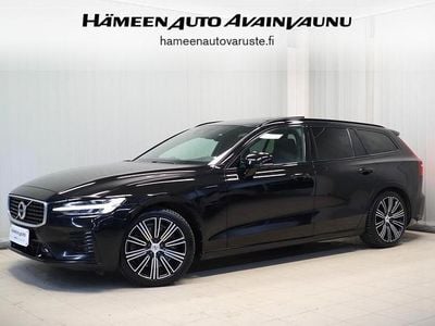 Musta Käytetty 2019 Volvo V60 R-Design Farmari | 27 800 € (Kallis)