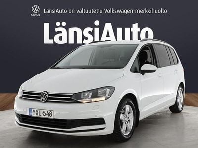 Käytetty VW Touran Comfortline 150 HP (110 kW) 2021 Valkoinen Tila-auto