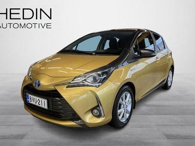 Käytetty Toyota Yaris Hybrid Edition 101 HP (74 kW) 2019 Keltainen Viistoperä