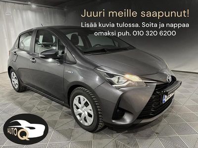 Käytetty Toyota Yaris Hybrid Multidrive S 73 HP (53 kW) 2018 Viistoperä