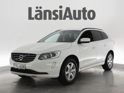 käytetty Volvo XC60 D4 AWD Momentum aut / NELIVETO / Vakkari / Koukku / Läm. Ohjauspyörä / Tutkat / Juuri Tullut / **** Tähän autoon 3kk lyhennysvapaa ****