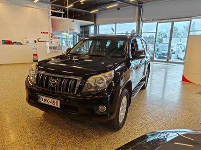 käytetty Toyota Land Cruiser 3,0 D-4D DPF Luxury aut. 7h LI - Neliveto, täydellinen huoltokirja, webasto, vetokoukku!