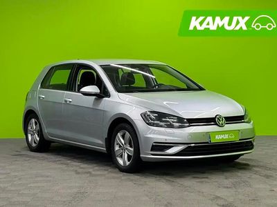 Hopea / harmaa Käytetty 2020 VW Golf Comfortline Sedan | 16 990 € (Hyvä tarjous)