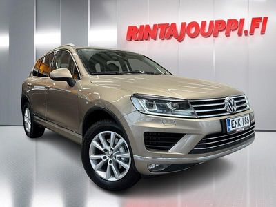 Käytetty 2015 VW Touareg Katumaasturi | 21 900 € (Hieman kallis)