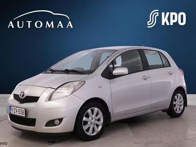 Käytetty Toyota Yaris Edition 90 HP (66 kW) 2010 Hopea Viistoperä
