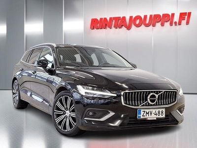 Käytetty Volvo V60 Inscription 150 HP (110 kW) 2020 Musta Farmari