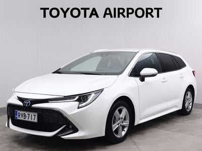 Valkoinen Käytetty 2023 Toyota Corolla Edition Farmari | 27 490 € (Perustarjous)