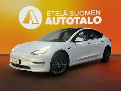 Käytetty Tesla Model 3 366 kW (498 HP) 2021 Valkoinen Sedan