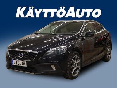Käytetty Volvo V40 Ocean Race 114 HP (83 kW) 2015 Musta Viistoperä
