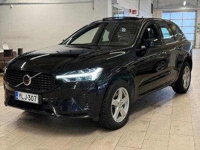 Musta Käytetty 2022 Volvo XC60 R-Design Katumaasturi | 43 890 € (Perustarjous)