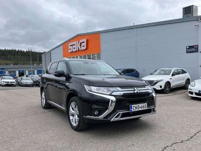 käytetty Mitsubishi Outlander P-HEV Invite Plus 4WD 5P