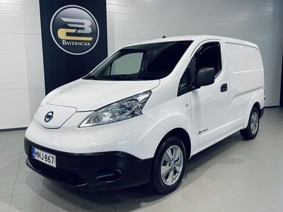 Valkoinen Käytetty 2018 Nissan e-NV200 Premium Edition Tila-auto | 12 900 €