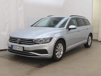 Harmaa Käytetty 2023 VW Passat Comfortline Farmari | 34 800 €