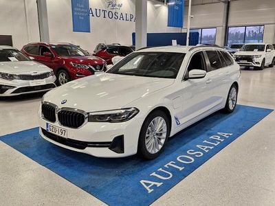 Käytetty BMW 530e Comfort Edition 292 HP (214 kW) 2021 Valkoinen Farmari