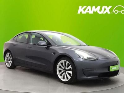 Käytetty Tesla Model 3 366 kW (498 HP) 2022 Hopea / harmaa Sedan