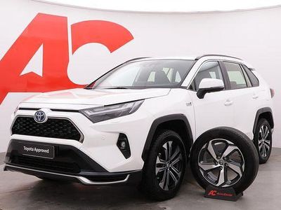 Valkoinen Käytetty 2023 Toyota RAV4 Active Katumaasturi | 46 590 € (Hieman kallis)