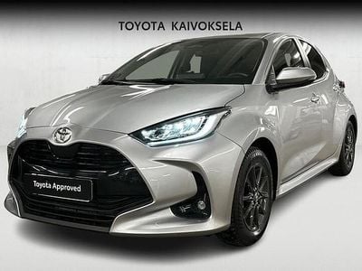 Hopea Käytetty 2024 Toyota Yaris Hybrid Edition Viistoperä | 24 500 € (Hieman kallis)