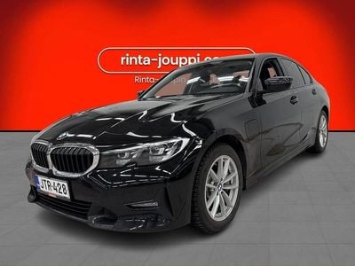Käytetty 2020 BMW 330e Sedan | 21 890 € (Perustarjous)