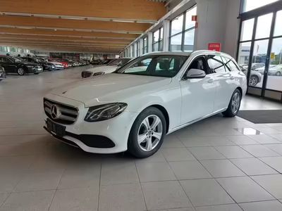 Mercedes E200