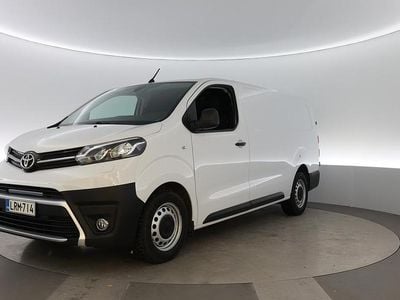 Käytetty 2022 Toyota Proace Tila-auto | 25 890 € (Perustarjous)