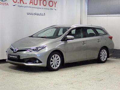 käytetty Toyota Auris Touring Sports 1,8 Hybrid Active - Approved Turva 12kk