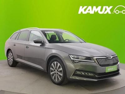 Hopea / harmaa Käytetty 2022 Skoda Superb Style Farmari | 27 700 € (Perustarjous)
