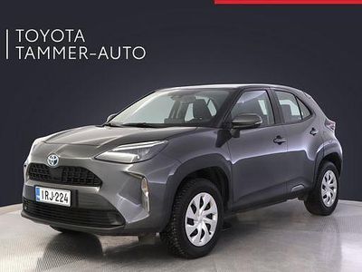 Harmaa Käytetty 2023 Toyota Yaris Cross Active Katumaasturi | 24 480 € (Perustarjous)
