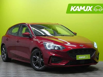 Käytetty Ford Focus ST-Line 120 HP (88 kW) 2019 Punainen Sedan
