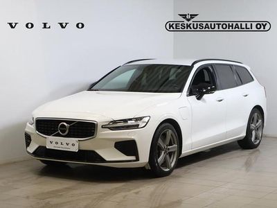 Valkoinen Käytetty 2020 Volvo V60 Business Edition Farmari | 27 850 € (Perustarjous)