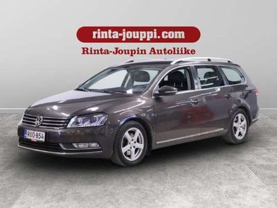 käytetty VW Passat Variant Highline 2,0 TDI 103 kW (140 hv) BlueMotion Technology - Webasto kaukosäädöllä, Nahkasisusta, Vetokoukku, Sähkötoiminen takaluukku!